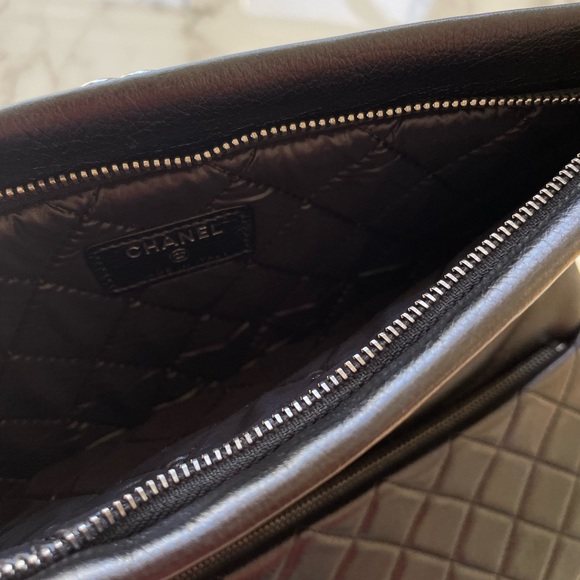 CHANEL fold over quilted clutch purse - Picture 3 of 11